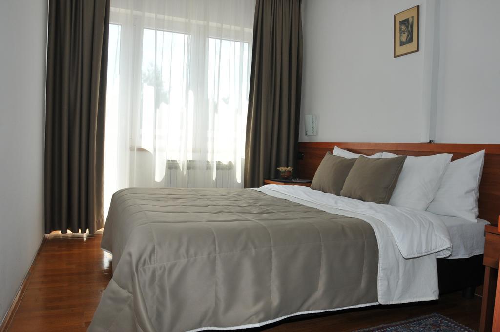 Hotel Terex Naselje Starosjedilaca Buitenkant foto