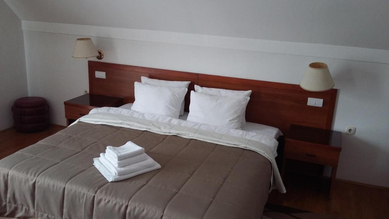 Hotel Terex Naselje Starosjedilaca Buitenkant foto